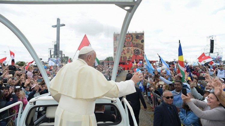 Pope sends out Neocatechumenal Way on mission