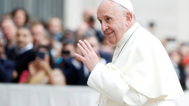 Pope: Hypocrisy is talking about building peace while selling weapons of war
