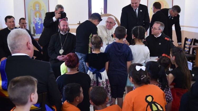 Full text of Pope in Romania asks forgiveness to Roma community