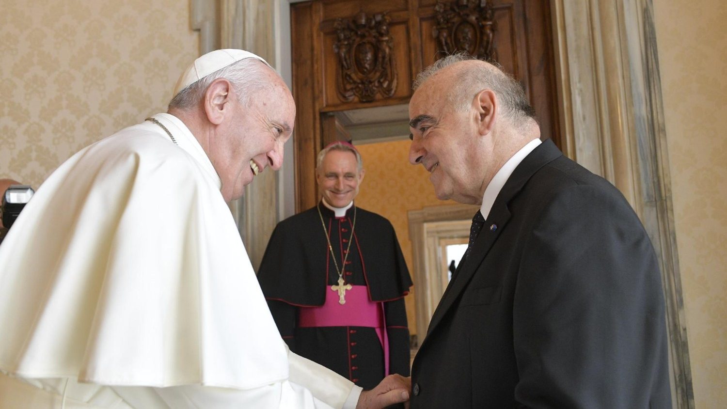 Pope and Malta President discuss migration