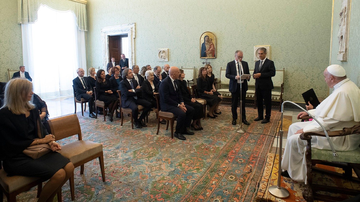 Pope to TV journalists: Local news no less important than national news