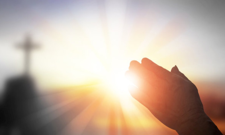 This prayer method can help you see the light in dark times